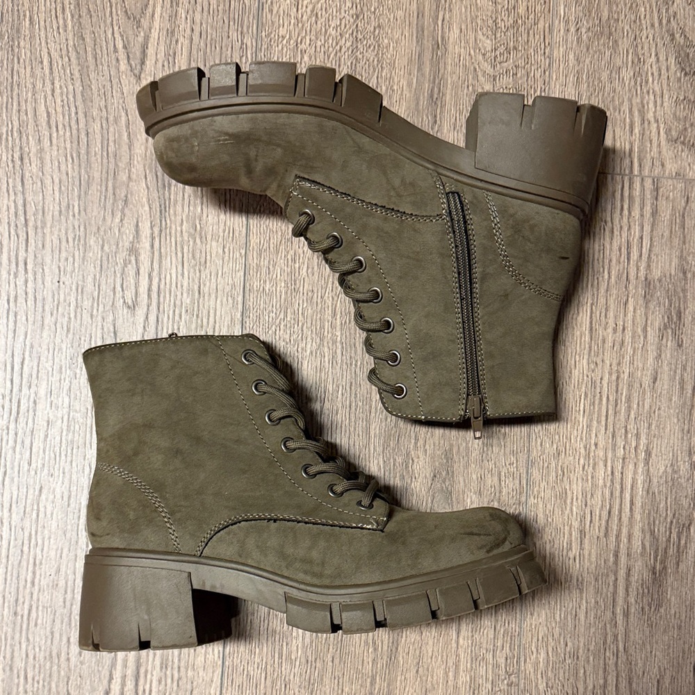 MIA Women's Kashton Lace-Up Lug Sole Combat Boots